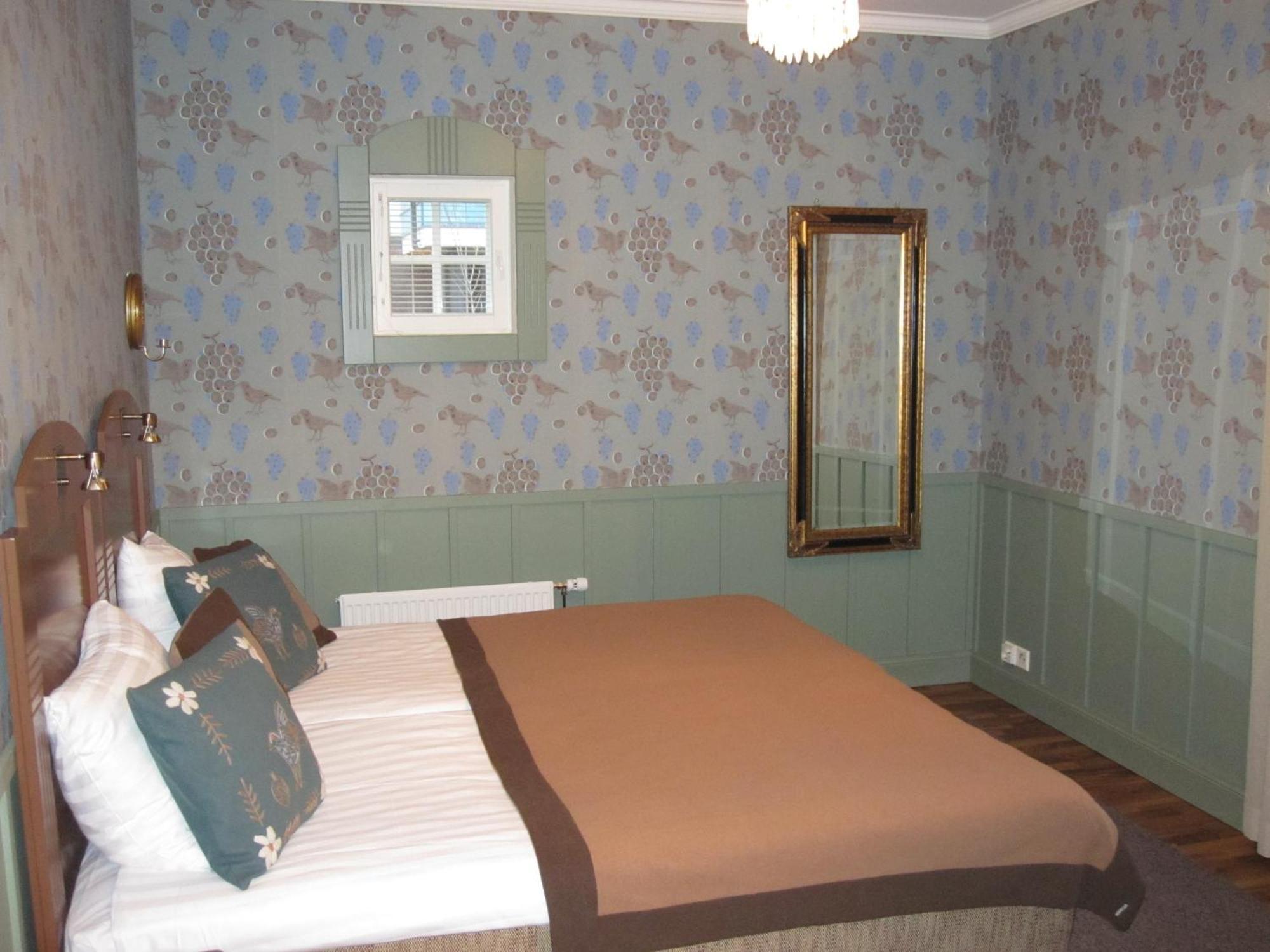 Hotelli-ravintola Alma Hotel