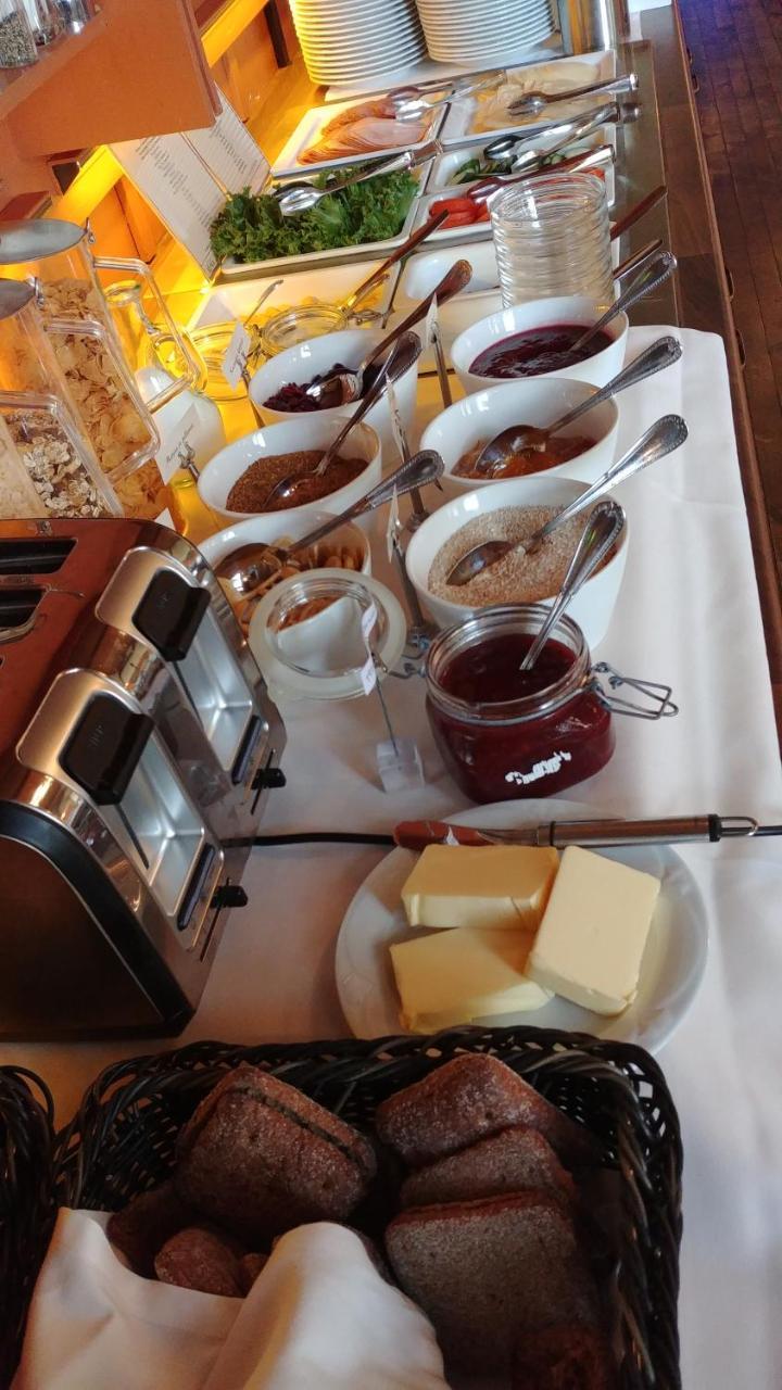 Hotel Hotelli-ravintola Alma