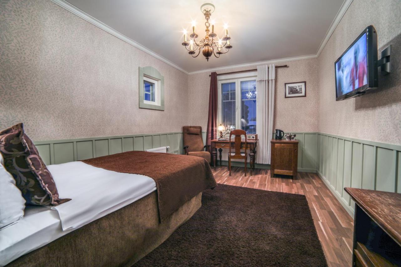 Hotel Hotelli-ravintola Alma